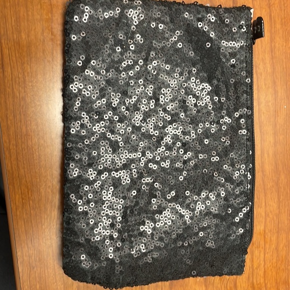 Betty boop limited edition mini makeup bag by Ipsy - Picture 3 of 3